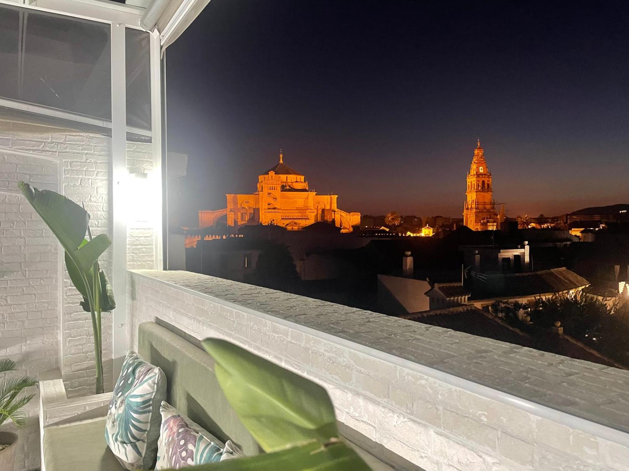 Atico De La Sultana Con Terraza Privada Apartment กอร์โดบา ภายนอก รูปภาพ